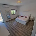 Lidija Zadarvillas