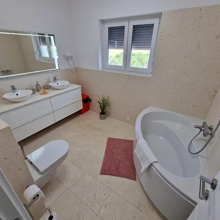 Vila Lidija Zadarvillas