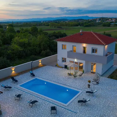Vila Lidija Zadarvillas Donja Jagodnja